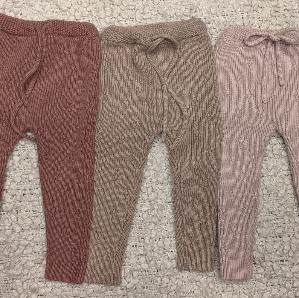 Ponponia Pointelle Knit Legging